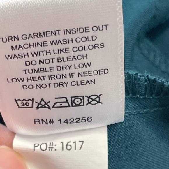 Figs Deep Teal Technical Scrubs  Top~ Size XS~ Healthcare or Medical Staff - Picture 4 of 10